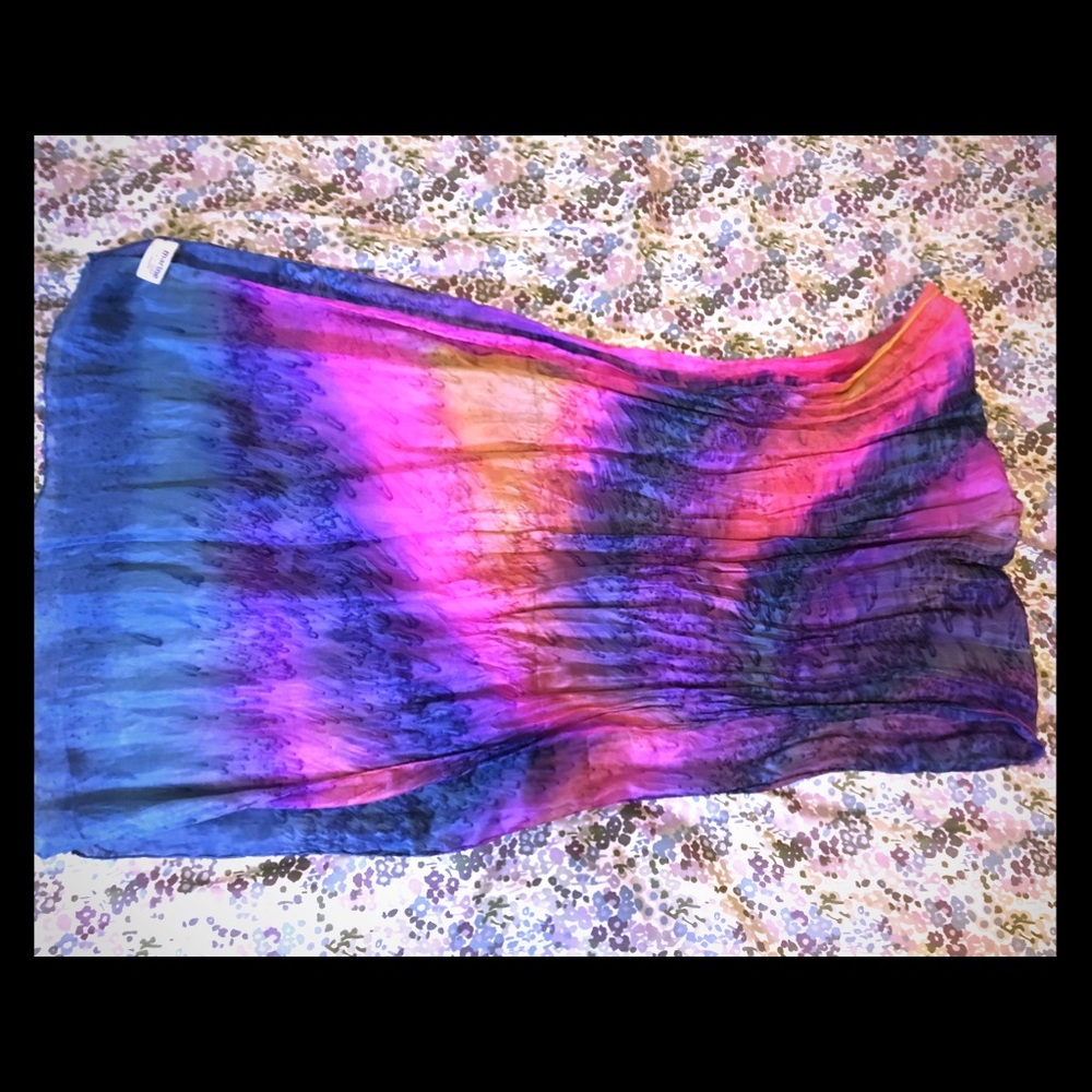 Marine Hand-dyed silk scarf